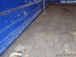 MERCEDES-BENZ 508D 4x2 Doka 7-Sitzer 3-Türer AHK Ex-THW