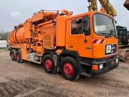 MAN 35.402 8x4 (ORIGINAL LOW KM )