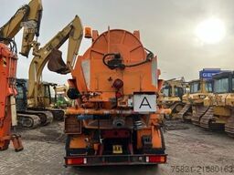 MAN 35.402 8x4 (ORIGINAL LOW KM )