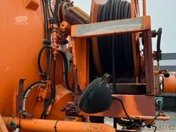 MAN 35.402 8x4 (ORIGINAL LOW KM )