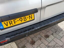 Renault Trafic 150.30 L2H1 - VRF-98-N - DUBBELE CABINE ...