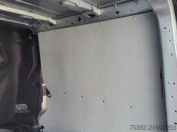 Renault Trafic 150.30 L2H1 - VRF-98-N - DUBBELE CABINE ...