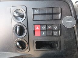 MERCEDES-BENZ Nr.303 Atego 1218 / 1.Hand/Luftfahrwerk/Autom.
