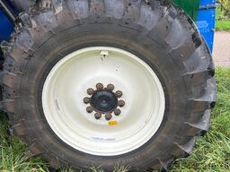 New Holland Braud VM460