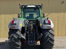 Fendt 828 Vario S4 Profi Plus mit FH+FZW