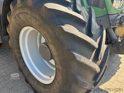 Fendt 828 Vario S4 Profi Plus mit FH+FZW