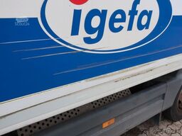 MERCEDES-BENZ Atego 1223 / 1.Hand/Luftfahrwerk/Autom./FN: A40