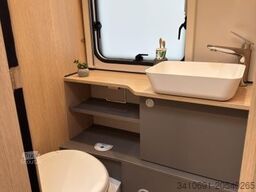 LMC Tourer Lift H 730 G Tourer Paket RFK Zusatbett