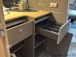 LMC Tourer Lift H 730 G Tourer Paket RFK Zusatbett