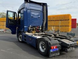 Mercedes-Benz 1851 LS 4x2 F 13 Actros