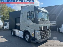 Volvo FH 460 GLOBETROTTER,IPARCOOL,2 TANKS, 2 BEDS