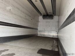 VOLVO FM-300 4x2 Carrier 850 Supra