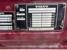 VOLVO FM-300 4x2 Carrier 850 Supra