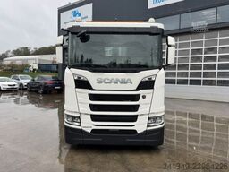 SCANIA R560 6x4 Boogie Moser AHK