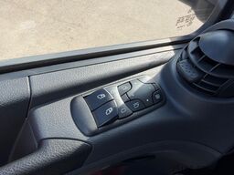 MERCEDES-BENZ ATEGO 818 L Tiefkühlkoffer 5 m LBW 1 T*THERMO