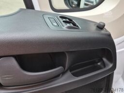 Opel Movano Bürgerbus Lagerfahrzeug Stock