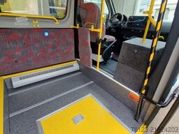 MERCEDES-BENZ Bürgerbus Sprinter 907  Niederflur 9 Sitze