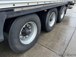 Krone SD / Closed Box / Dhollandia / 1x Lift Axle