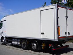 Mercedes-Benz Actros 2542 / GIGA cabin / Thermoking
