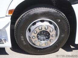 Mercedes-Benz Actros 2542 / GIGA cabin / Thermoking