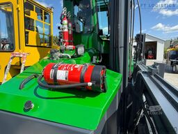 Combilift C5000E / TRIPLEX 8300MM WIDE POSITIONER