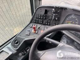 Mercedes-Benz INTOURO M300