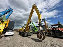 Sennebogen 825 Umschlagbagger / Greifer / ZSA