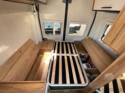 KARMANN DEXTER 560 AW, Allrad, 170 PS, Fahrradträger