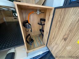 KARMANN DEXTER 560 AW, Allrad, 170 PS, Fahrradträger