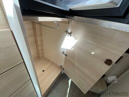 EURA MOBIL VAN 635 HB, Automatik, 140 PS, Hubbett, Alufelgen