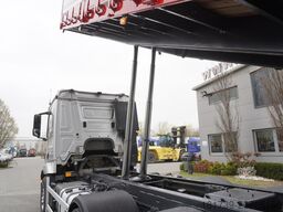 Mercedes-Benz Actros 3563 8x4 / Tipper for grain 20 t