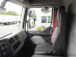 Renault D13 / 90 tho km !!! / Meat hooks