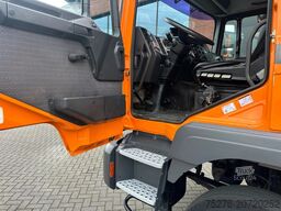 MAN 18.284 4x4 3 zijdige kipper/ Kraan