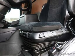 Mercedes-Benz Actros 1840 L Bakwagen + Bar klep 2000 KG + Geï...