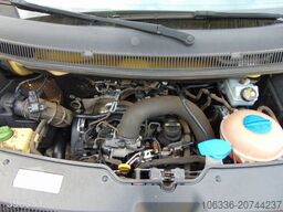 VOLKSWAGEN T5 TRANSPORTER 2.0 TDI 2x Schiebetür-3 Sitzer
