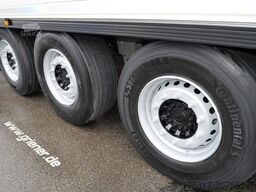 SCHMITZ CARGOBULL SKO 24/CARRIER 1550/DOPPELSTOCK/BLUMEN 258tsd km