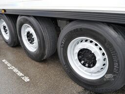 SCHMITZ CARGOBULL SKO 24/CARRIER 1550/DOPPELSTOCK/BLUMEN 258tsd km