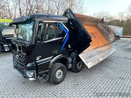 MERCEDES-BENZ Arocs 3251 8x4 BB Meiller Bordmatik neu bereift