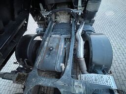 MERCEDES-BENZ Arocs 3251 8x4 BB Meiller Bordmatik neu bereift