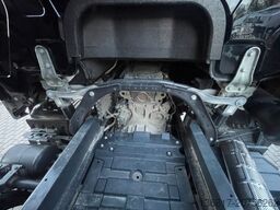 MERCEDES-BENZ Arocs 3251 8x4 BB Meiller Bordmatik neu bereift