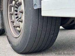 Gray & Adams AND CITY TRAILER CARRIER VECTOR 185