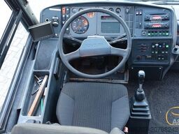 BERKHOF Axial SB4000 - 51 Sitze Analoge Tacho