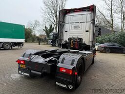 Scania R580 V8 Silver Griffin 033/100 Original NL, Ful...