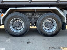 Volvo FH 500 8x4 Effer 65 Tonmeter laadkraan + Fly-Jib