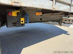 SCHMITZ CARGOBULL SCS24 Megatrailer/Hubdach/Edscha/3-Achsen
