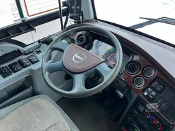 Isuzu Turquoise  36 SEATS / AC