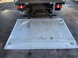 MERCEDES-BENZ ATEGO 818 L Koffer 6,10 m LBW 1 to.*AHK*EURO 6E