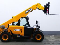 JCB 525 - 60 HiViz T4 4x4x4 - 6m / 2.5t. Q -