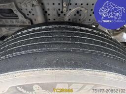 Mercedes-Benz Actros 1833