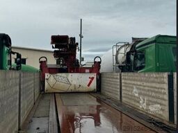 Haacon mit  Rollkran Kennis Typ 16000